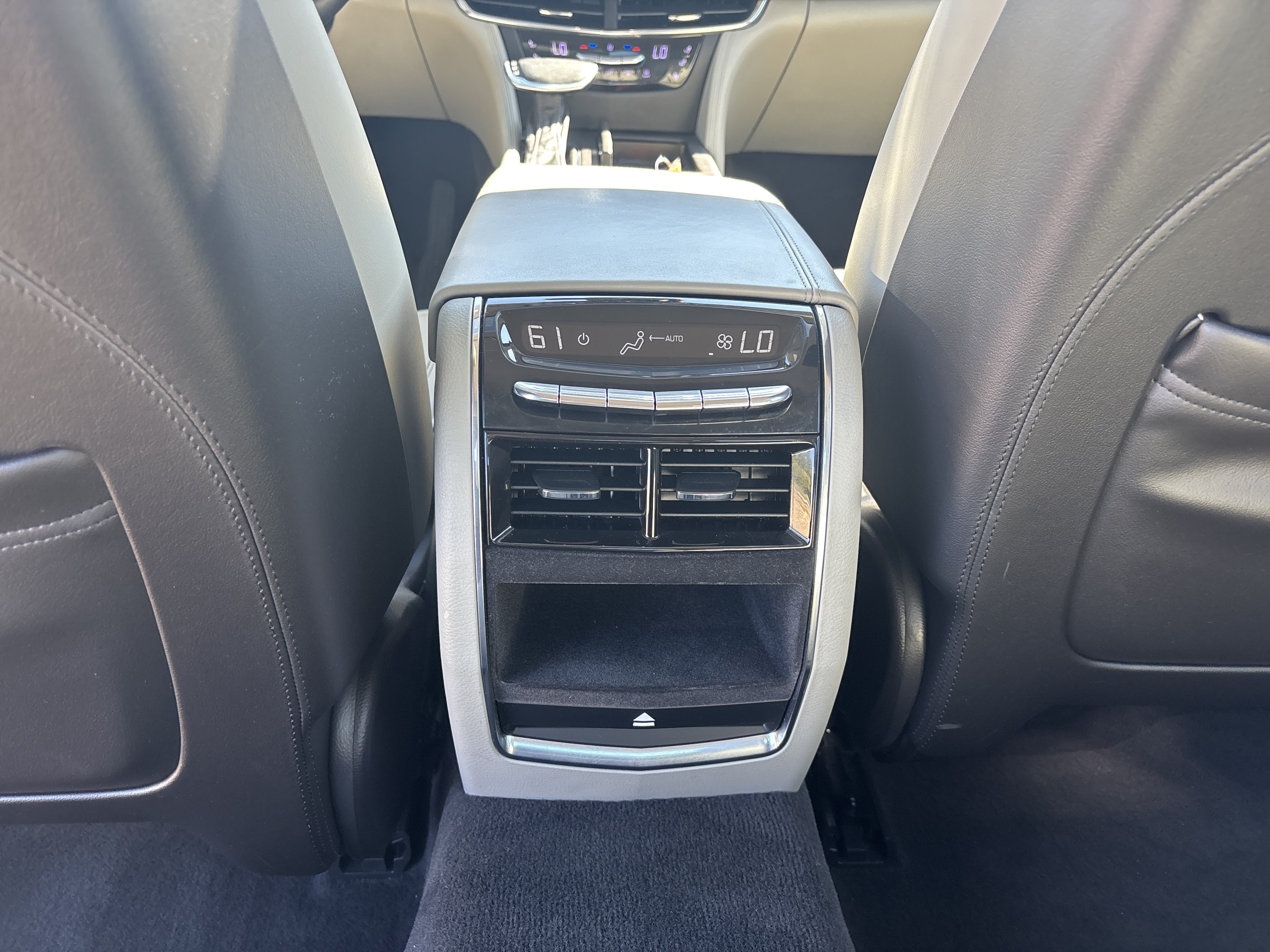Used 2018 Cadillac CT6 Premium Luxury w/ Super Cruise Package AWD/4WD image 19