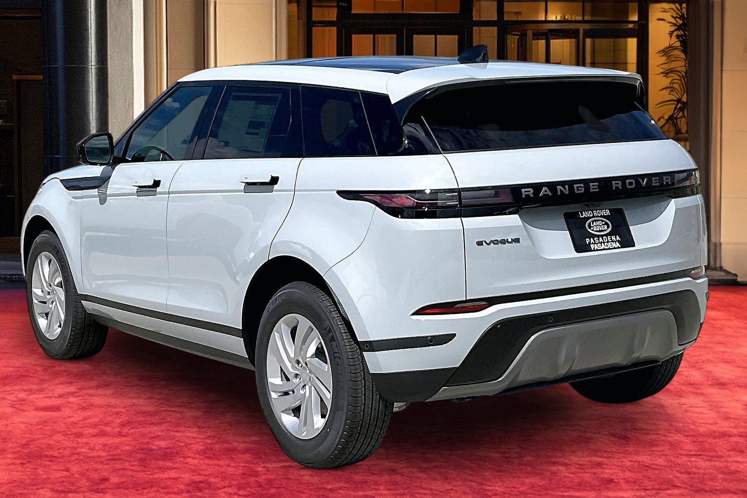 New 2026 Land Rover Range Rover Evoque S AWD/4WD image 4