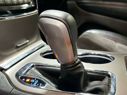 Used 2019 Jeep Grand Cherokee Altitude image 19