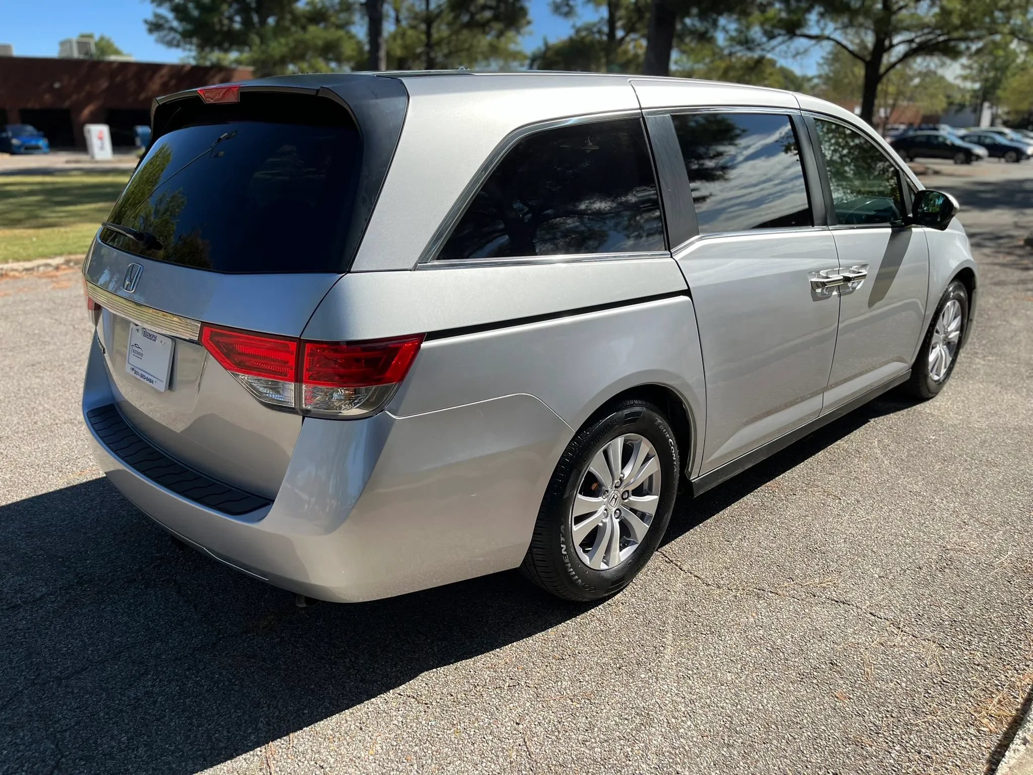 Used 2014 Honda Odyssey EX image 5