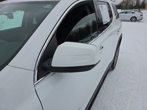 Used 2018 GMC Acadia SLE image 84