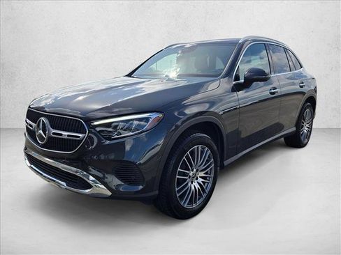 Certified 2026 Mercedes-Benz GLC 300 image 2