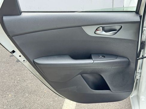 Used 2021 Kia Forte LXS FWD image 34