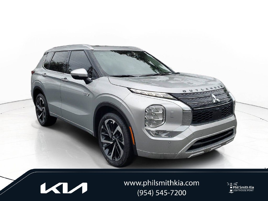 Used 2025 Mitsubishi Outlander SEL AWD/4WD image 1