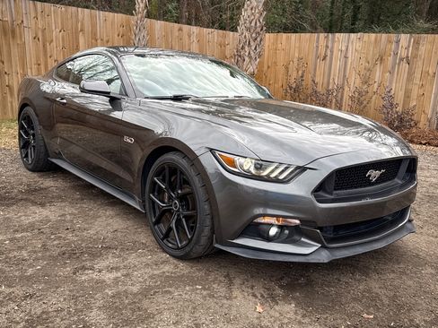 Used 2017 Ford Mustang GT Premium w/ GT Performance Package image 19
