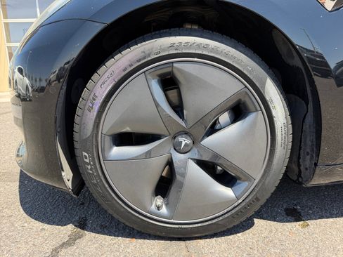 Used 2019 Tesla Model 3 Long Range AWD/4WD image 26