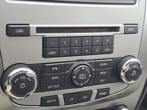 Used 2011 Ford Fusion Hybrid image 31