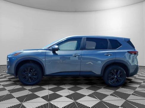 Used 2023 Nissan Rogue SV AWD/4WD image 25