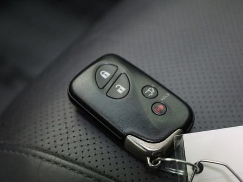 Used 2009 Lexus LX 570 4WD image 41