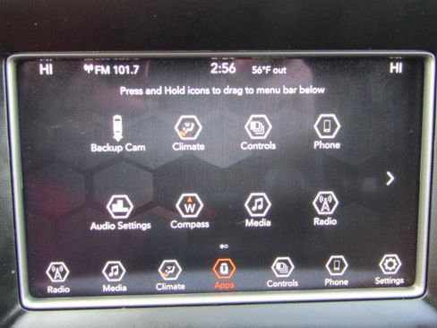 Used 2021 Jeep Grand Cherokee Laredo image 12