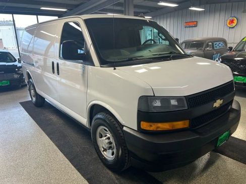 Used 2019 Chevrolet Express 2500 w/ Enhanced Convenience Package image 2