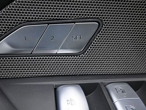 New 2026 BMW M440i Convertible image 21