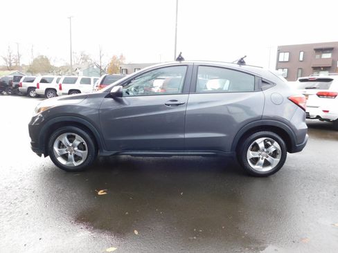 Used 2016 Honda HR-V LX image 23