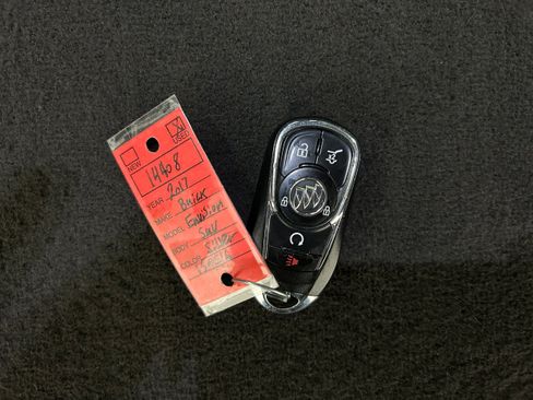 Used 2017 Buick Envision Essence AWD/4WD image 37