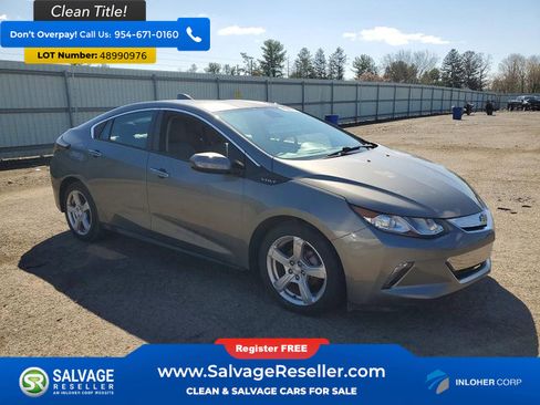 Used 2017 Chevrolet Volt LT w/ Comfort Package image 5