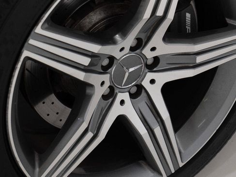 Used 2014 Mercedes-Benz S 63 AMG 4MATIC Sedan image 32