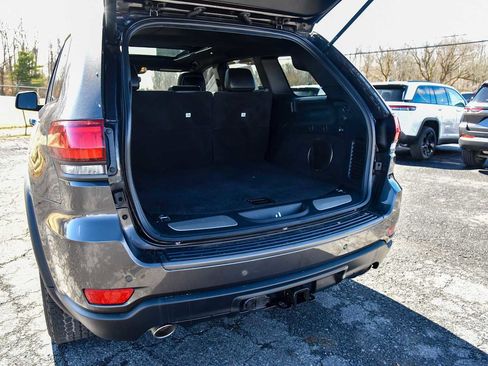 Certified 2021 Jeep Grand Cherokee Trailhawk w/ Trailhawk Luxury Group image 12