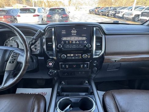 Used 2021 Nissan Titan Platinum Reserve w/ Moonroof Package image 19