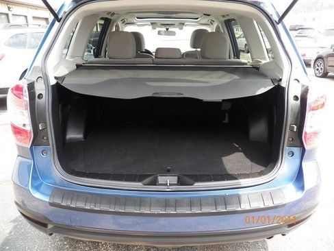 Used 2016 Subaru Forester 2.5i Premium AWD/4WD image 9