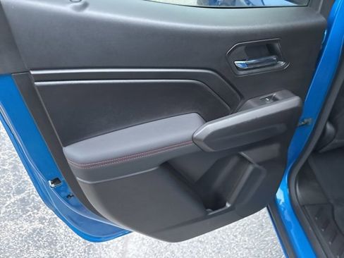 Used 2023 Chevrolet Colorado Z71 w/ Z71 Convenience Package 2 image 45