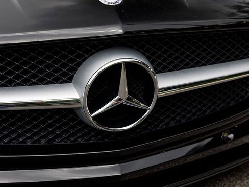 Used 2011 Mercedes-Benz SLS AMG Coupe image 25