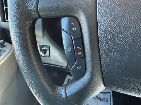 Used 2020 Chevrolet Express 2500 LT w/ LT Preferred Equipment Group RWD image 14