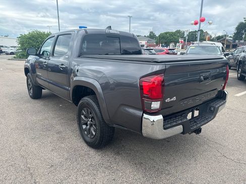 Used 2023 Toyota Tacoma SR5 AWD/4WD image 5