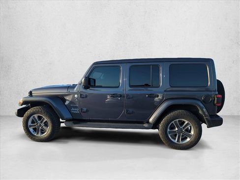 Used 2020 Jeep Wrangler Unlimited Sahara image 5