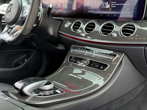Used 2019 Mercedes-Benz E 63 AMG S image 28