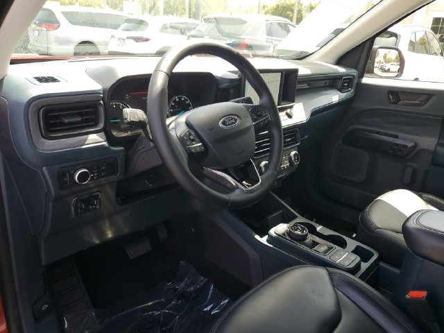 Used 2024 Ford Maverick Lariat w/ Black Appearance Package AWD/4WD image 8