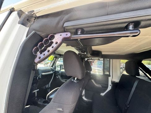 Used 2015 Jeep Wrangler Unlimited Sport w/ Quick Order Package 24S AWD/4WD image 21