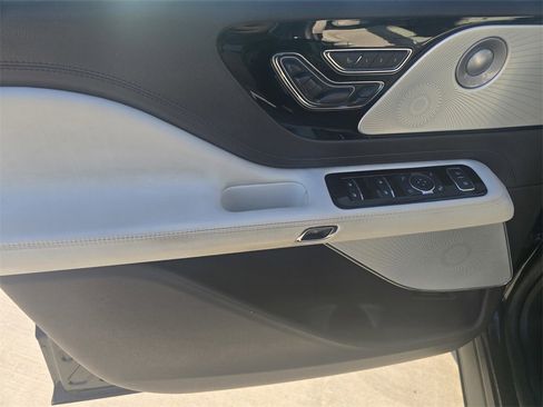 Used 2023 Lincoln Aviator Black Label image 22