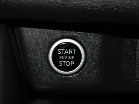 Used 2021 Nissan Rogue S FWD image 58
