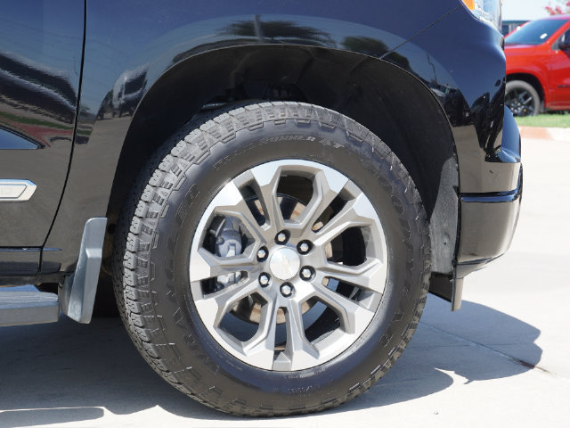 Used 2024 Chevrolet Silverado 1500 High Country w/ Technology Package AWD/4WD image 15