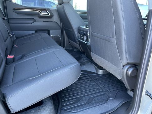 New 2026 GMC Sierra 1500 Elevation image 14