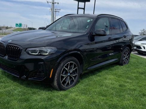 Used 2023 BMW X3 xDrive30i w/ M Sport Package image 3