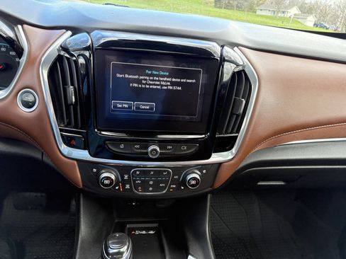 Used 2019 Chevrolet Traverse High Country w/ LPO, Floor Liner Package AWD/4WD image 19