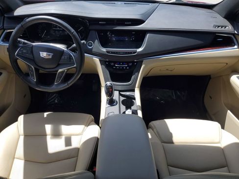 Used 2019 Cadillac XT5 Luxury image 17