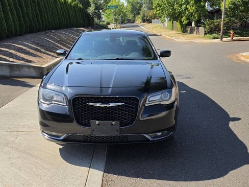 Used 2020 Chrysler 300 S AWD/4WD image 2