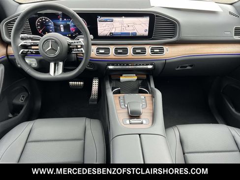 New 2025 Mercedes-Benz GLS 450 4MATIC image 16