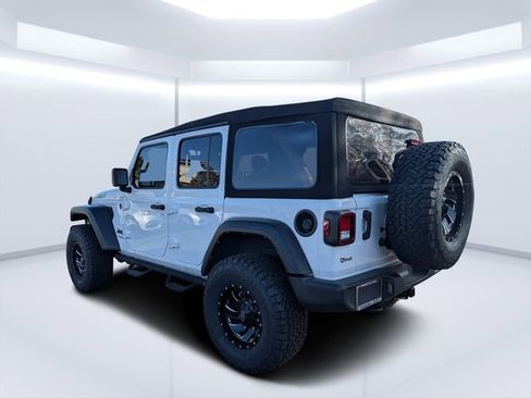 Used 2022 Jeep Wrangler Unlimited Sport AWD/4WD image 5