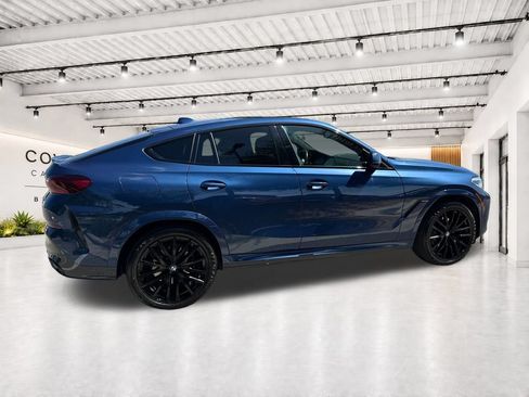 Used 2023 BMW X6 xDrive40i AWD/4WD image 11