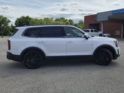 Used 2022 Kia Telluride SX w/ SX Prestige Package AWD/4WD image 14