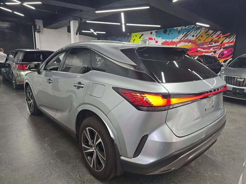 Used 2023 Lexus RX 350 Premium w/ Accessory Package image 2