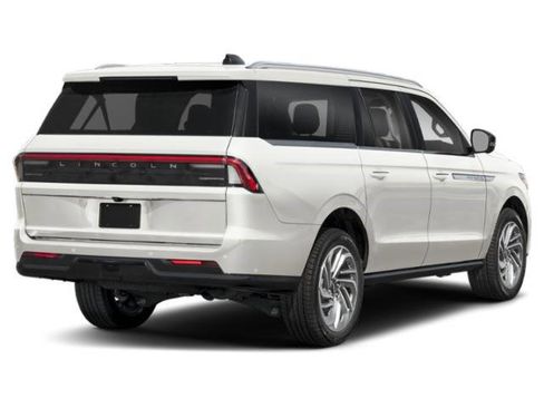 New 2026 Lincoln Navigator L Black Label AWD/4WD image 2