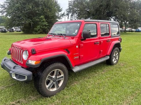 Used 2019 Jeep Wrangler Unlimited Sahara AWD/4WD image 8