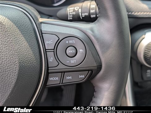 Used 2023 Toyota RAV4 XLE Premium AWD/4WD image 25