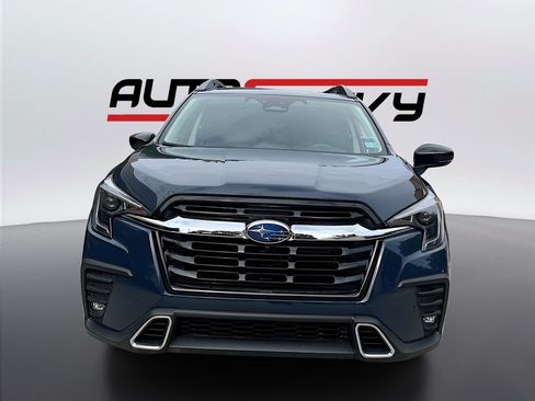 Used 2024 Subaru Ascent Touring AWD/4WD image 2