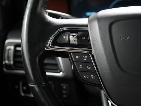 Used 2023 Lincoln Navigator L Reserve AWD/4WD image 18