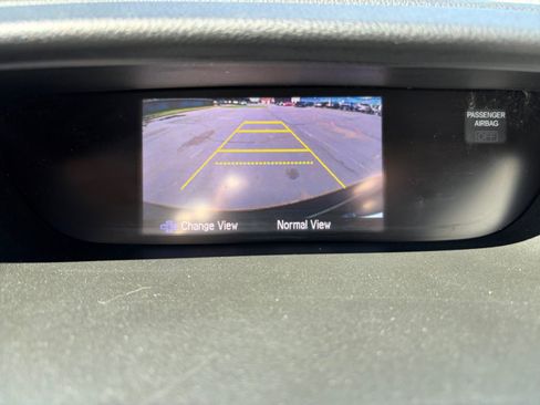 Used 2015 Honda CR-V LX image 16